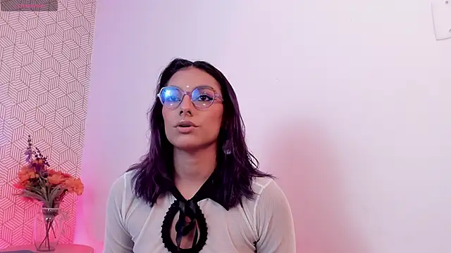 ValeAlvarez  online show from 4, 4, 2026