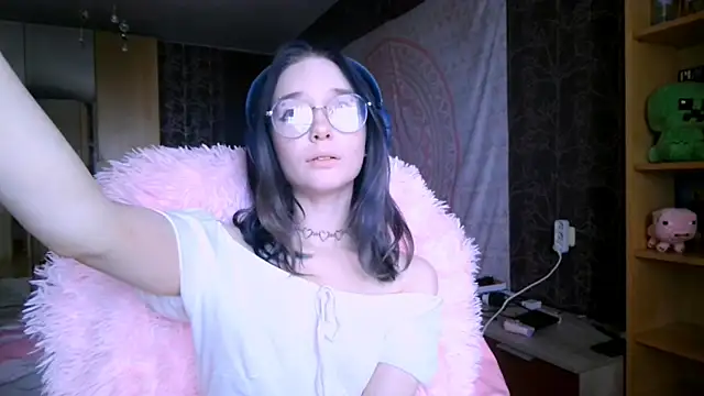 Snapshot of baby_onface chatting on 27, 4, 2026 baby onface online show from 27, 4, 2026