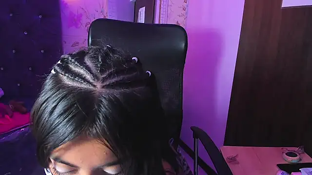 CharlotePetite  online show from 6, 6, 2026