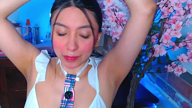 mila gomez  online show from 11, 4, 2026