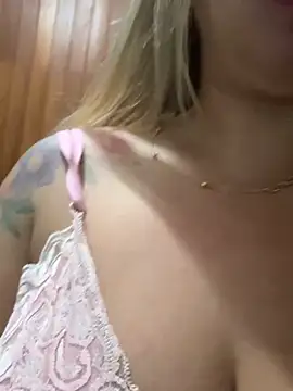 Jujuloiragostosa online show from 25, 3, 2026