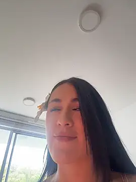 Snapshot of SerenaFox_ chatting on 14, 5, 2026 SerenaFox online show from 14, 5, 2026