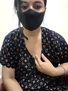 HeartlessGirl online show from 6, 5, 2026