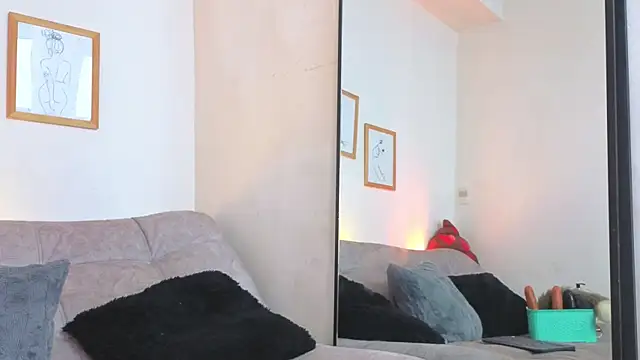 CharlotteCopper  online show from 22, 4, 2026