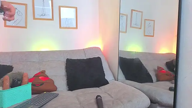 CharlotteCopper  online show from 19, 4, 2026