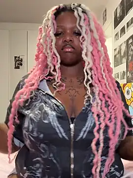 Nyla xox online show from 28, 3, 2026