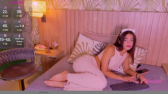 Charlott  18 online show from 19, 4, 2026