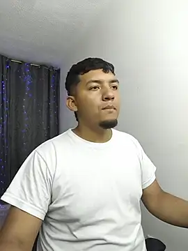 Snapshot of Itsdavidxxx chatting on 9, 5, 2026 Itsdavidxxx online show from 9, 5, 2026