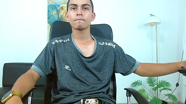 Snapshot of lucass_18 chatting on 26, 3, 2026 lucass 18 online show from 26, 3, 2026