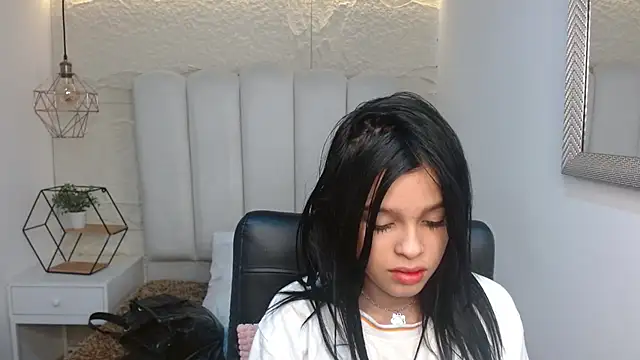 mia velvetk online show from 1, 4, 2026