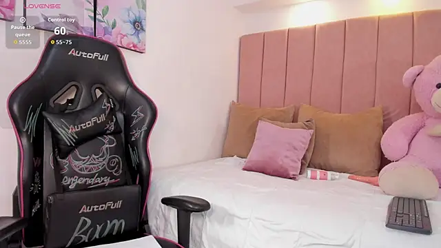 Snapshot of natalia_vela chatting on 3, 6, 2026 natalia vela online show from 3, 6, 2026