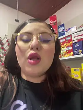 kitty  pinnk online show from 29, 3, 2026