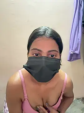 Riya leone online show from 7, 4, 2026
