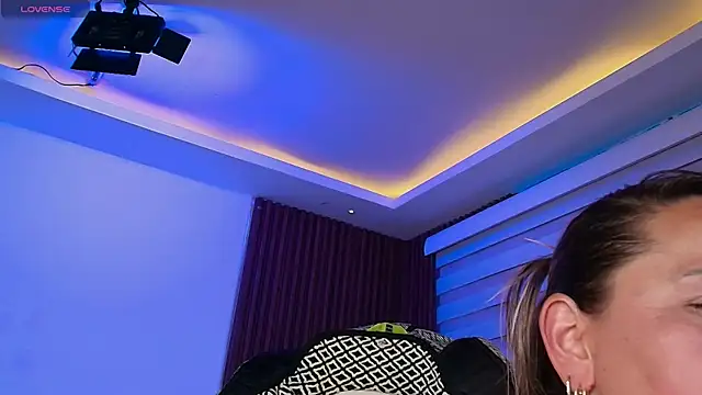 Cinthya roberts online show from 19, 5, 2026