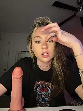 peachesncreamyy online show from 5, 5, 2026