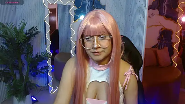 Tiiana tay online show from 1, 5, 2026