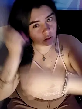 tania 22xx online show from 10, 4, 2026