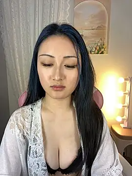 Monica-hk online show from 8, 4, 2026