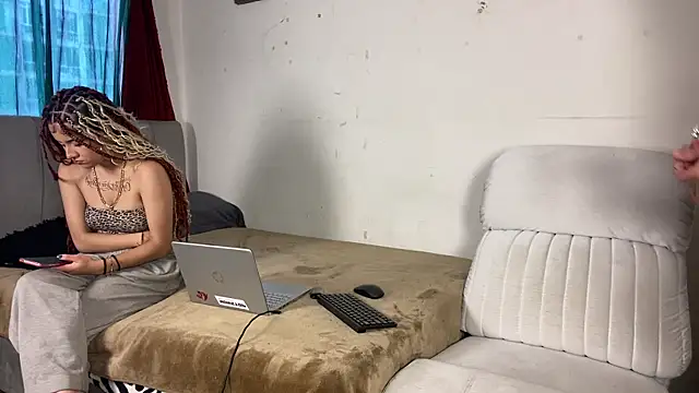 perceo and saddie online show from 24, 5, 2026