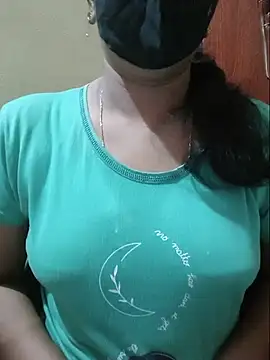 Snapshot of Latha_lovely chatting on 20, 5, 2026 Latha lovely online show from 20, 5, 2026