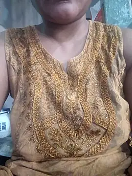 Hotmyfigure online show from 28, 4, 2026