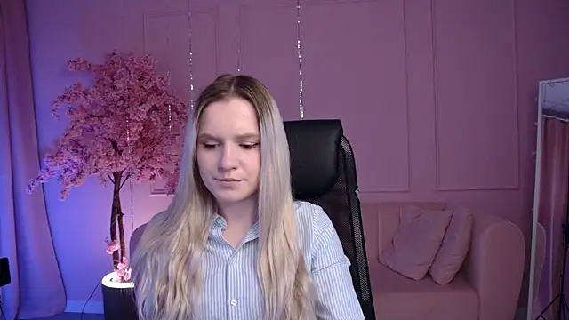 SherriButlers online show from 13, 4, 2026
