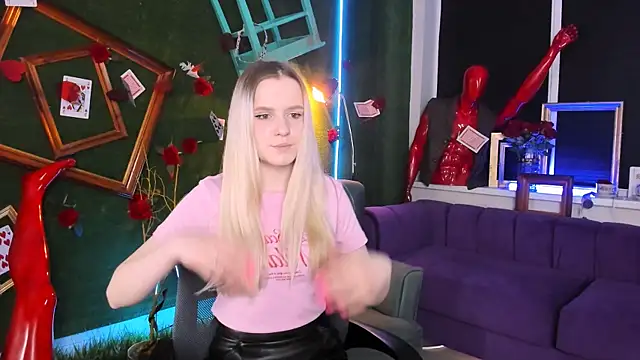 SherriButlers online show from 14, 4, 2026