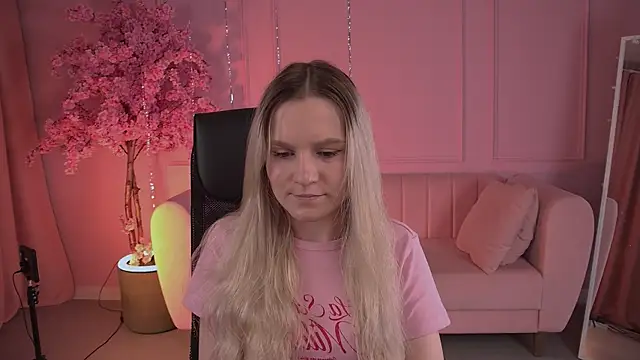 SherriButlers online show from 18, 4, 2026