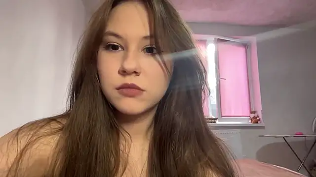 NyelleSpir online show from 3, 4, 2026