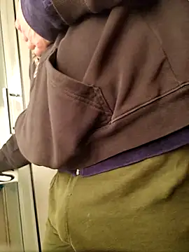 Snapshot of Luca_Sweet chatting on 27, 3, 2026 Luca Sweet online show from 27, 3, 2026