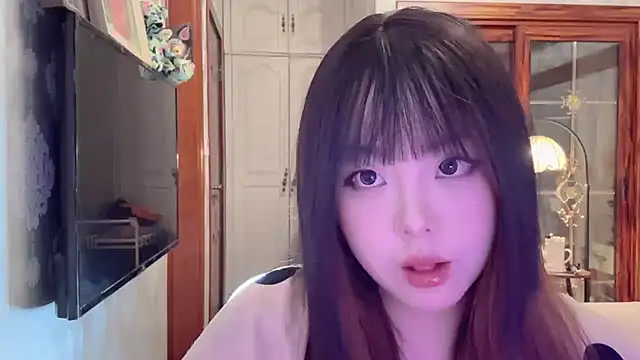 thelittlexx online show from 24, 4, 2026