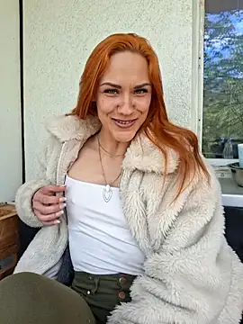 SlimBellaOfficial online show from 24, 4, 2026