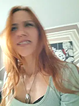 SlimBellaOfficial online show from 7, 4, 2026