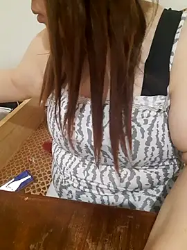 Snapshot of bazol_mamhon chatting on 2, 4, 2026 bazol mamhon online show from 2, 4, 2026