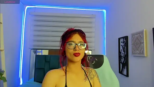 Sara Red X online show from 11, 6, 2026