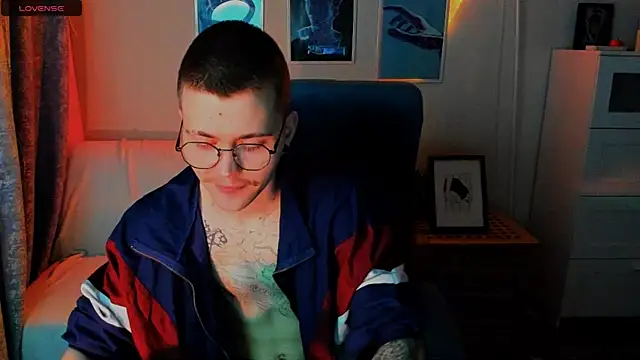 Thomas Norton online show from 8, 4, 2026