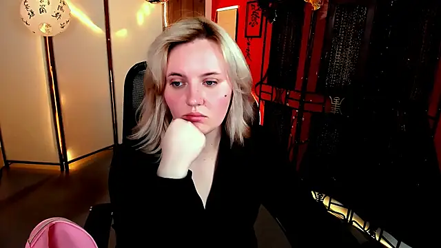 KathyBriggs online show from 21, 5, 2026