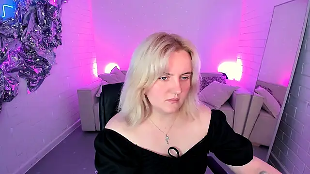 KathyBriggs online show from 31, 5, 2026