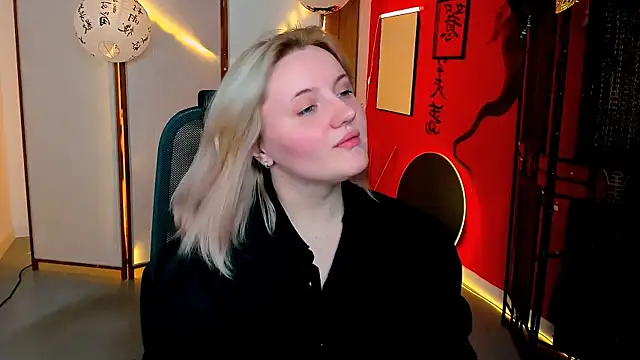 KathyBriggs online show from 3, 5, 2026