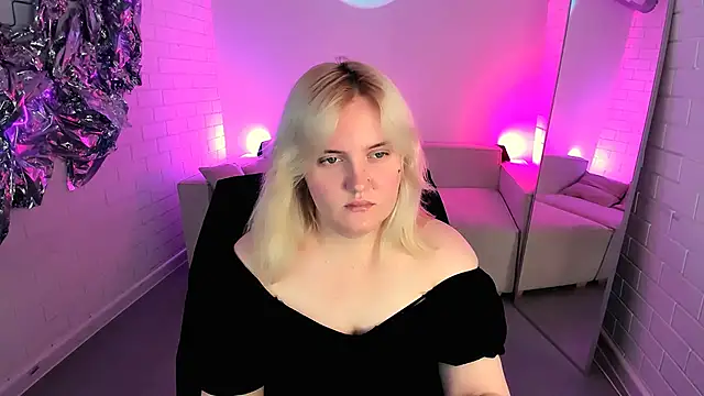 KathyBriggs online show from 18, 6, 2026