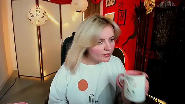 KathyBriggs online show from 6, 5, 2026