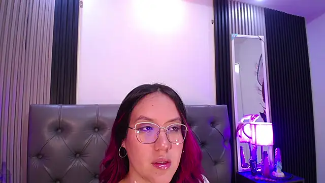 Lana sweett2 online show from 10, 7, 2026