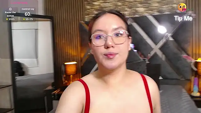 Lana sweett2 online show from 10, 4, 2026