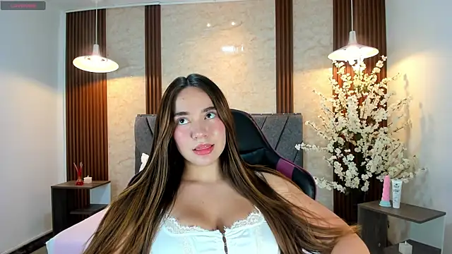Anissa m  online show from 4, 4, 2026