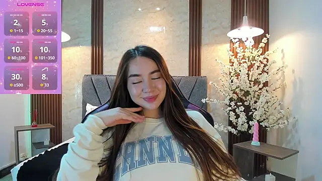 Anissa m  online show from 13, 4, 2026