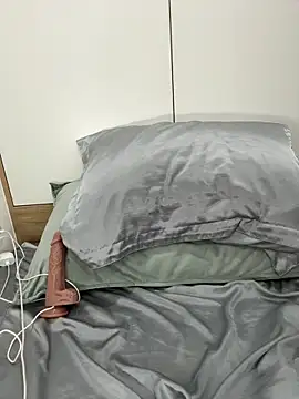 Snapshot of ZyKbaeseductive chatting on 4, 4, 2026 ZyKbaeseductive online show from 4, 4, 2026