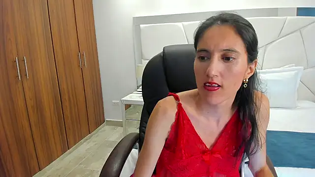 Shary leon online show from 14, 7, 2026