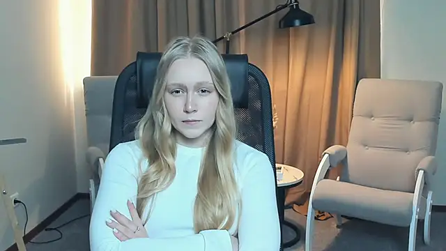 Snapshot of VestaBowmer chatting on 27, 3, 2026 VestaBowmer online show from 27, 3, 2026