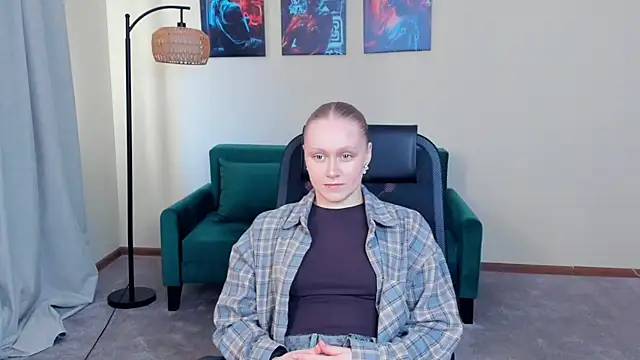 VestaBowmer online show from 28, 3, 2026