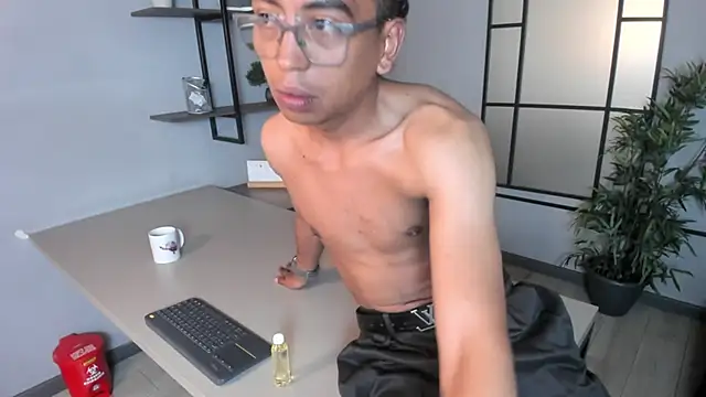 mike salaz online show from 27, 3, 2026